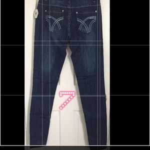 NWT Size 7 Juniors' Skinny Jeans